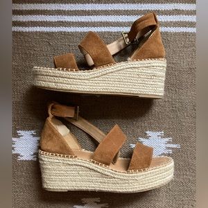 SOLUDOS Palma Suede Espadrille Platform Sandal in Walnut, 9